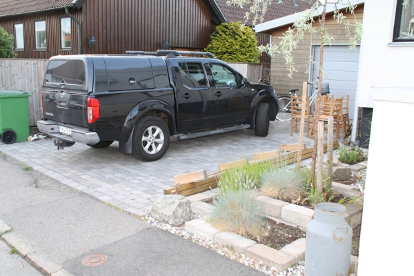 Anläggning av garageuppfart